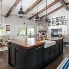 COASTAL KITCHENS